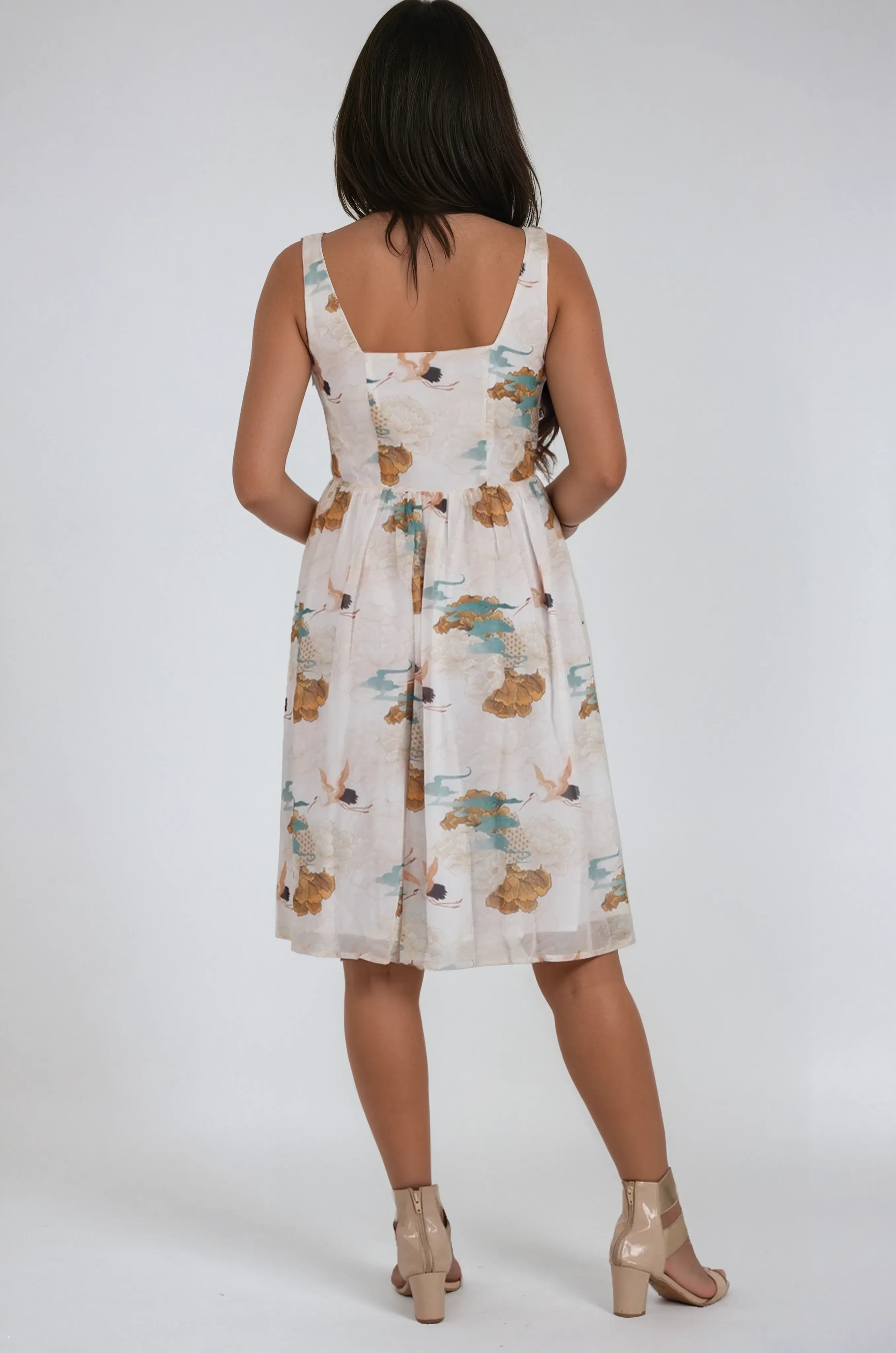 Arris Tea Dress with Sweetheart Neck